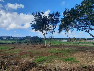 Terrain Résidentiel à Vendre à Grand Baie, Nord, Vue Montagne, 4178 m²