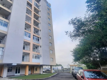 Appartement 3 chambres à vendre, Quatre Bornes, 130m², piscine, accès étrangers