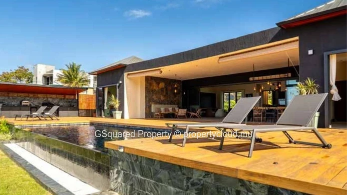 Villa 4 chambre à coucher /4 salle de bain avec piscine en complexe à Cascavelle — achat pour étrangers